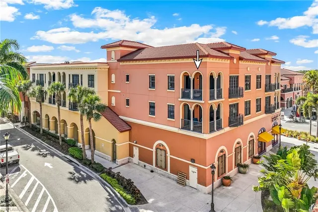 $419,900 | 23191 Fashion Drive, Unit 8212, Estero, FL 33928