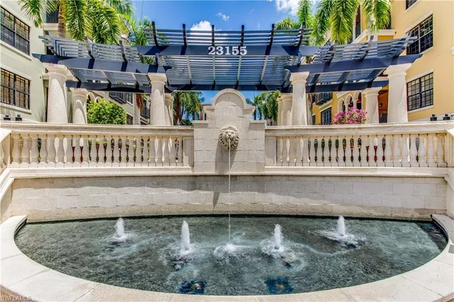 $419,900 | 23191 Fashion Drive, Unit 8212, Estero, FL 33928