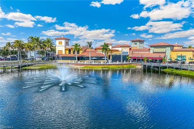 $419,900 | 23191 Fashion Drive, Unit 8212, Estero, FL 33928