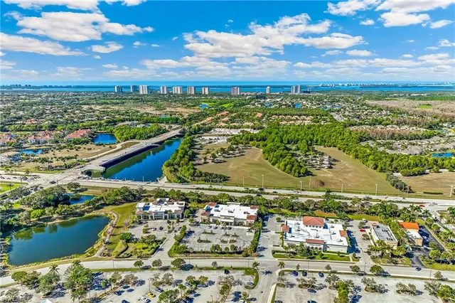 $419,900 | 23191 Fashion Drive, Unit 8212, Estero, FL 33928