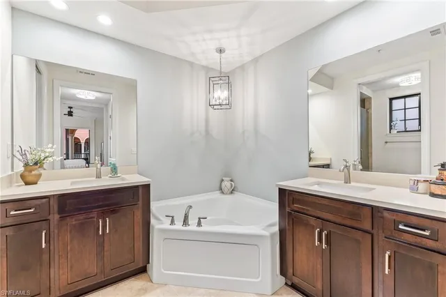 $419,900 | 23191 Fashion Drive, Unit 8212, Estero, FL 33928