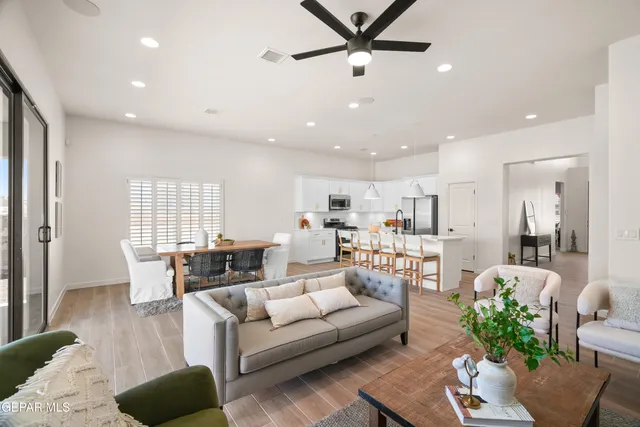 $371,950 | 14961 Concept Court, El Paso, TX 79938