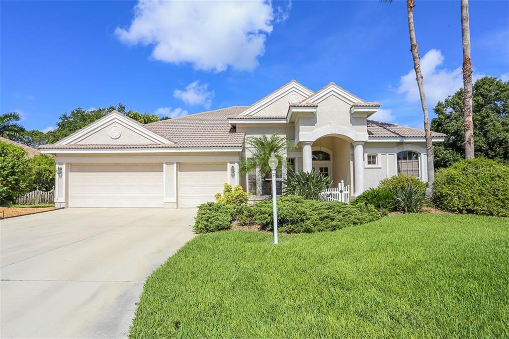 5001 Robinsong Road Sarasota, FL 34233 - Photo 1 of 1