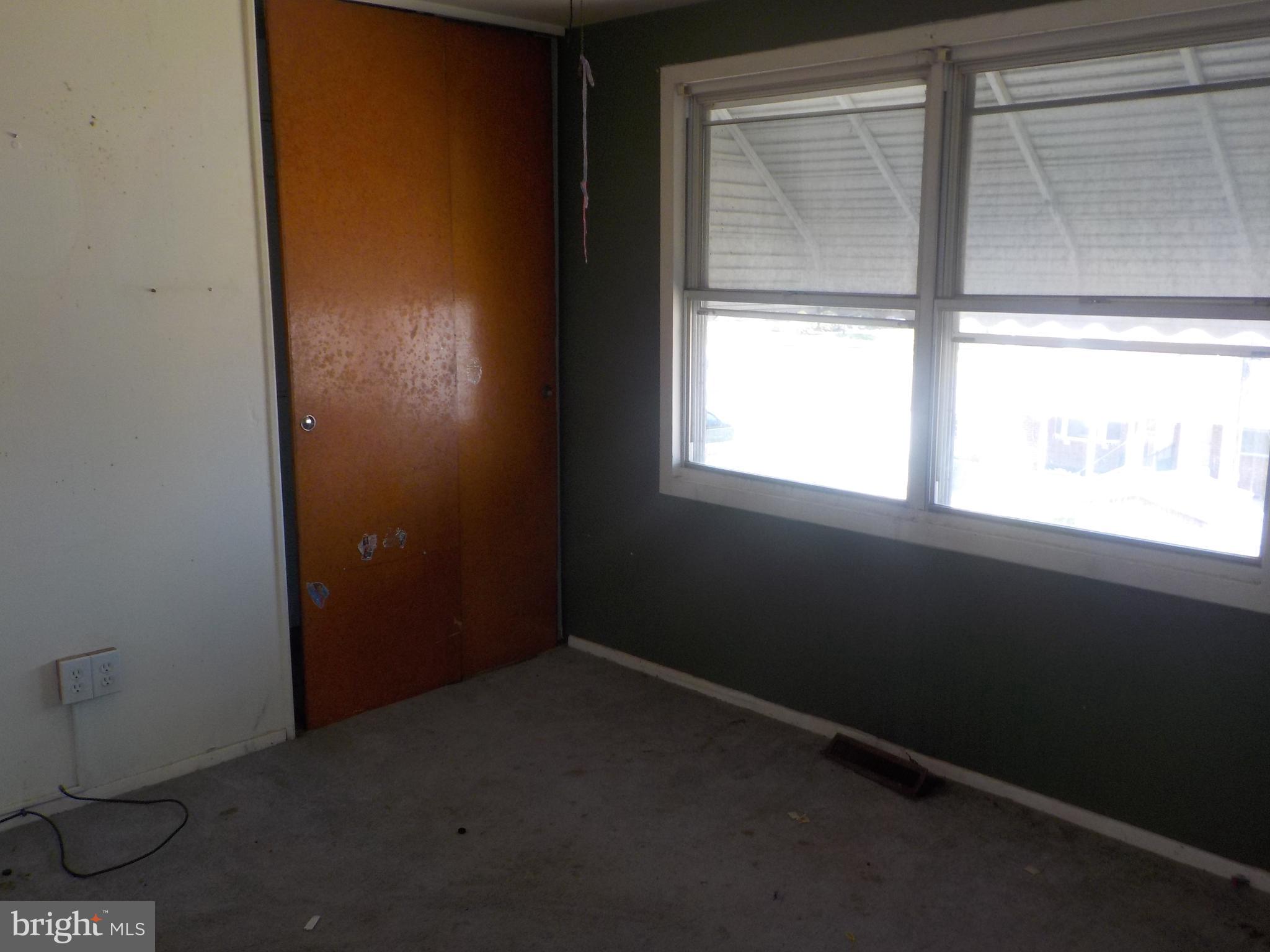 7906 Lansdale Road Baltimore, MD 21224 - Photo 14 of 38 Gallery Image 14