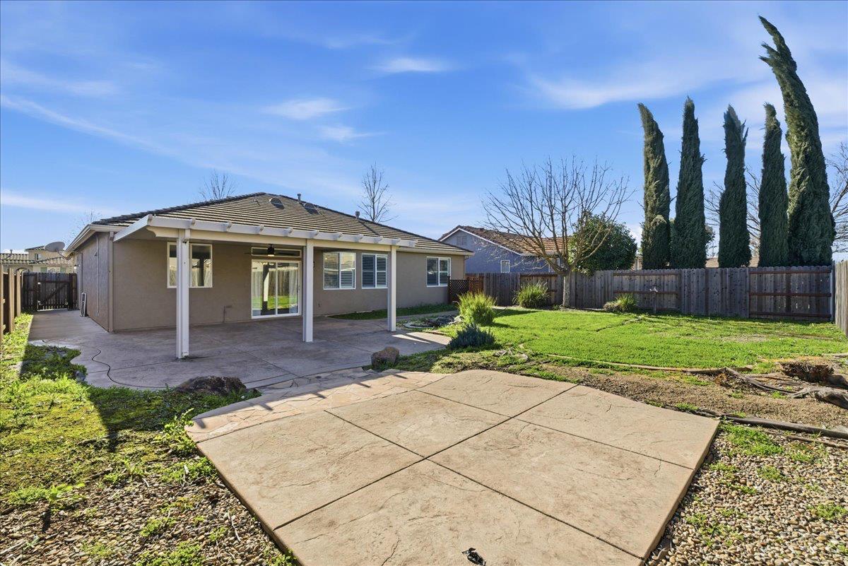 1759 Powder Way Plumas Lake, CA 95961 - Photo 36 of 45