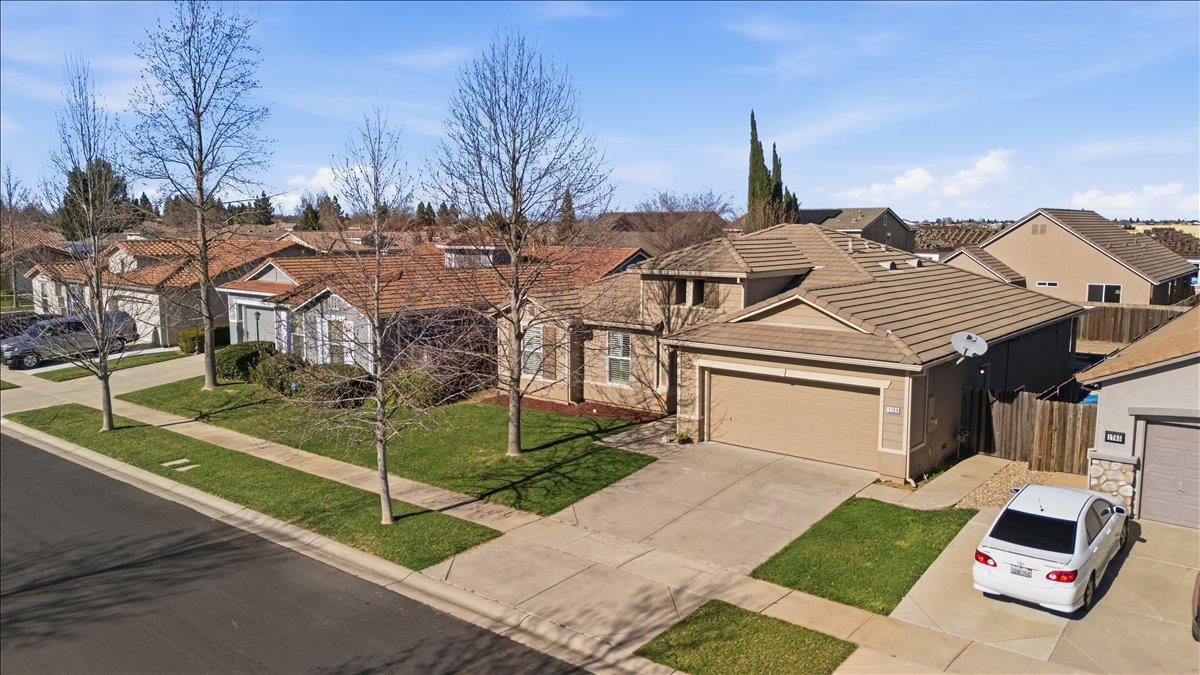 1759 Powder Way Plumas Lake, CA 95961 - Photo 41 of 45