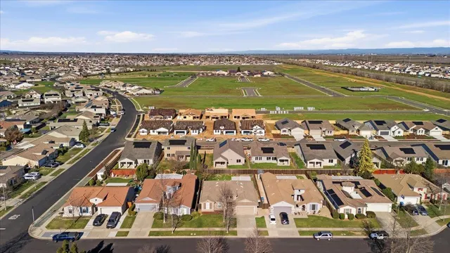 $499,000 | 1759 Powder Way, Plumas Lake, CA 95961