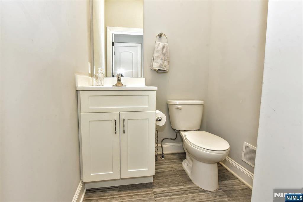 451 Springfield Avenue, Unit 111 Hasbrouck Heights, NJ 07604 - Photo 15 of 29