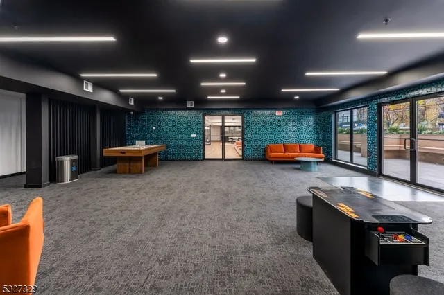 $2,000 | 803 South Avenue, Unit 323, Plainfield, NJ 07062