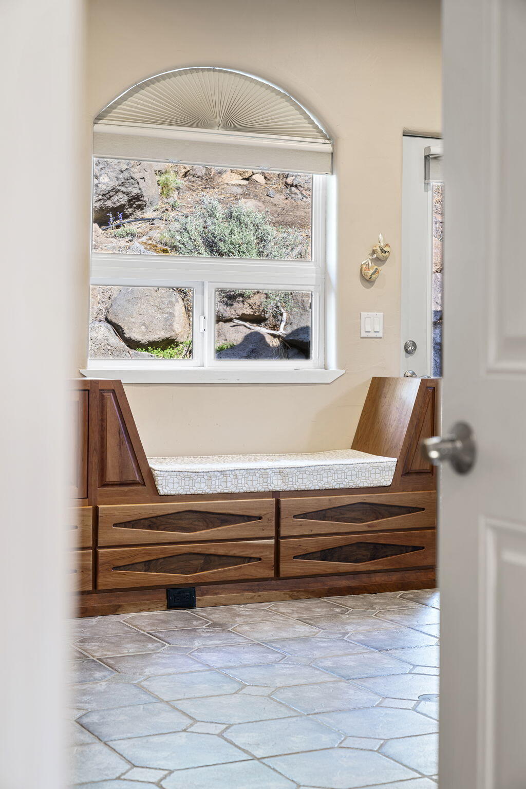 2279 Northwest Putnam Road Bend, OR 97703 - Photo 34 of 74 Gallery Image 34