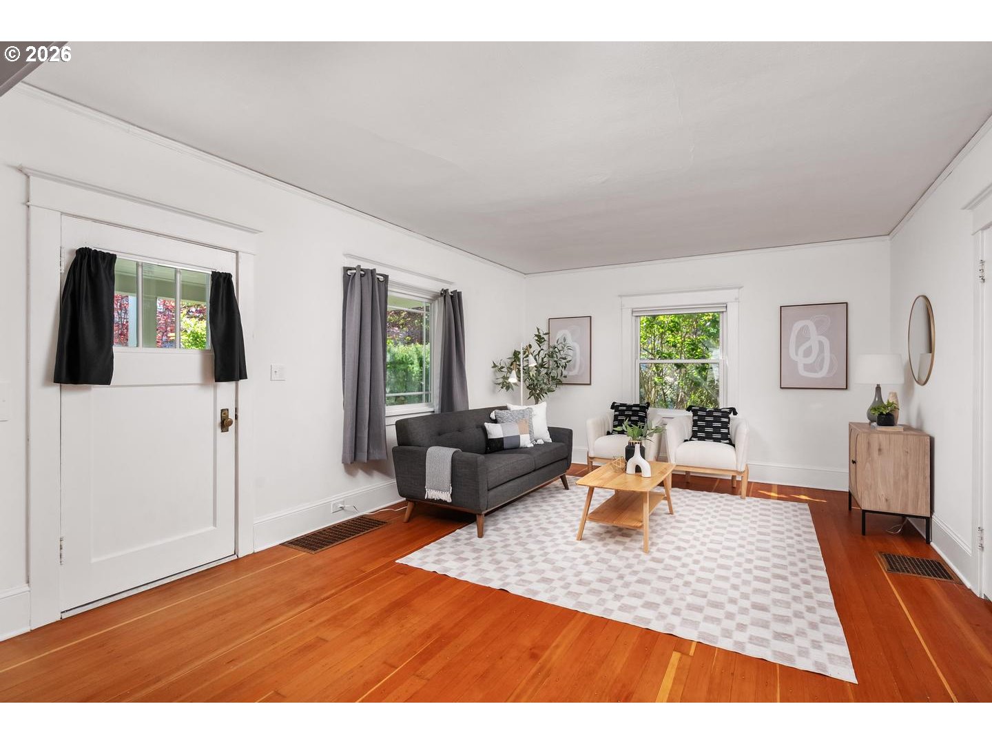 303 Southeast 86th Avenue Portland, OR 97216 - Photo 7 of 34