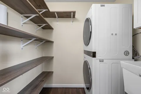 $310,000 | 297 Fields Avenue, Mooresville, IN 46158