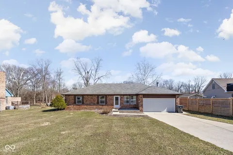 $310,000 | 297 Fields Avenue, Mooresville, IN 46158