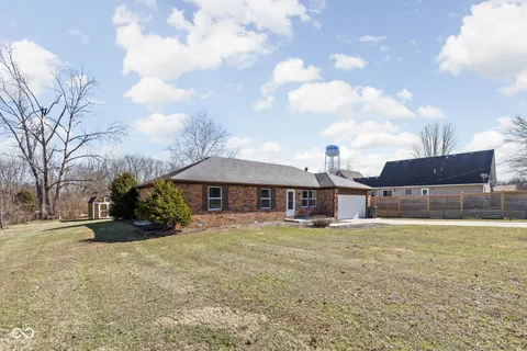 $310,000 | 297 Fields Avenue, Mooresville, IN 46158