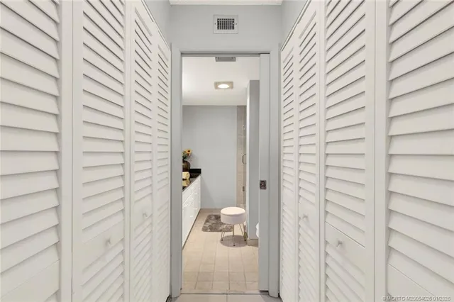 $390,000 | 1950 Southwest Palm City Road, Unit 8106, Stuart, FL 34994