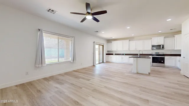 $559,000 | 269 South 165th Drive, Goodyear, AZ 85338