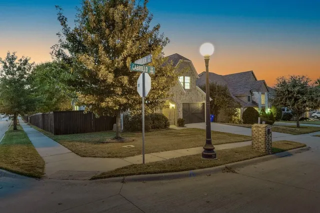 a view of a basketball court