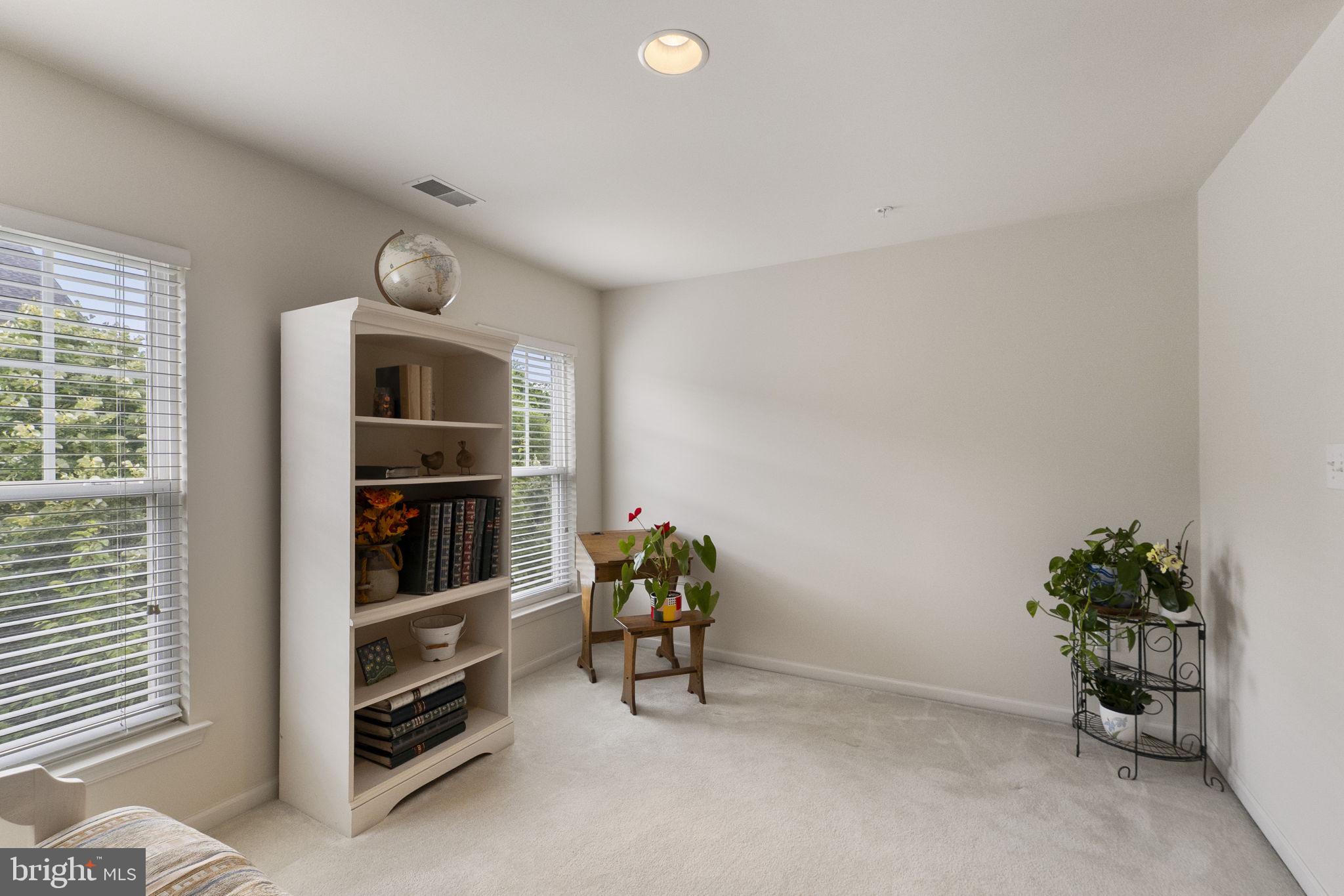 23418 Clarksridge Road Clarksburg, MD 20871 - Photo 20 of 40 Office
