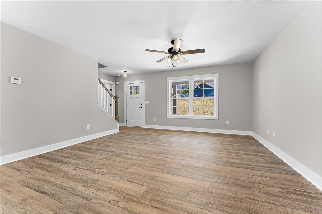 340 Code Circle Seneca, SC 29678 - Photo 11 of 46