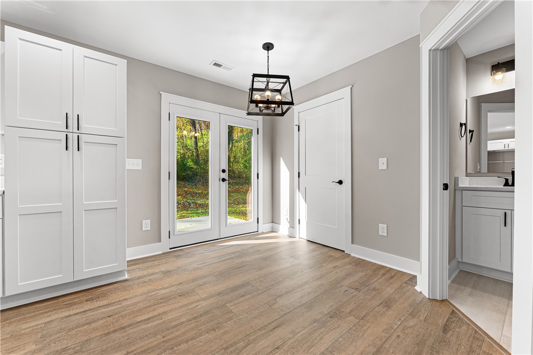 340 Code Circle Seneca, SC 29678 - Photo 17 of 46