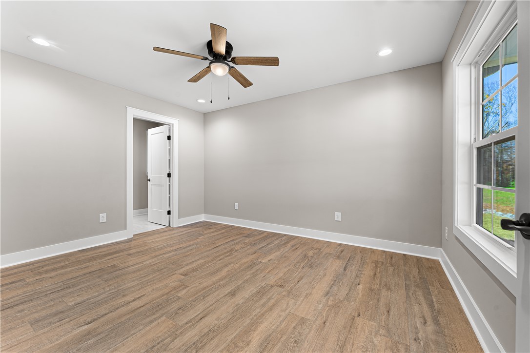 340 Code Circle Seneca, SC 29678 - Photo 20 of 46