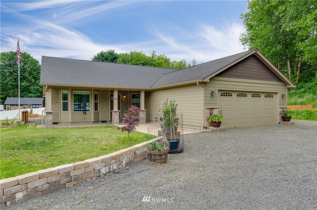 211 Stella Road Longview, WA 98632 - Photo 2 of 25
