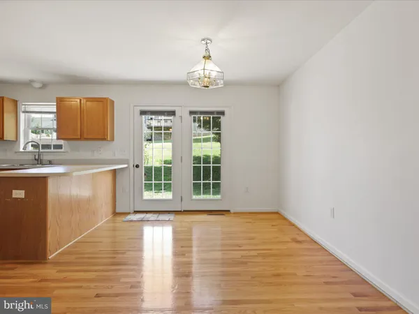 $2,250 | 1114 Ashby Street, Front Royal, VA 22630