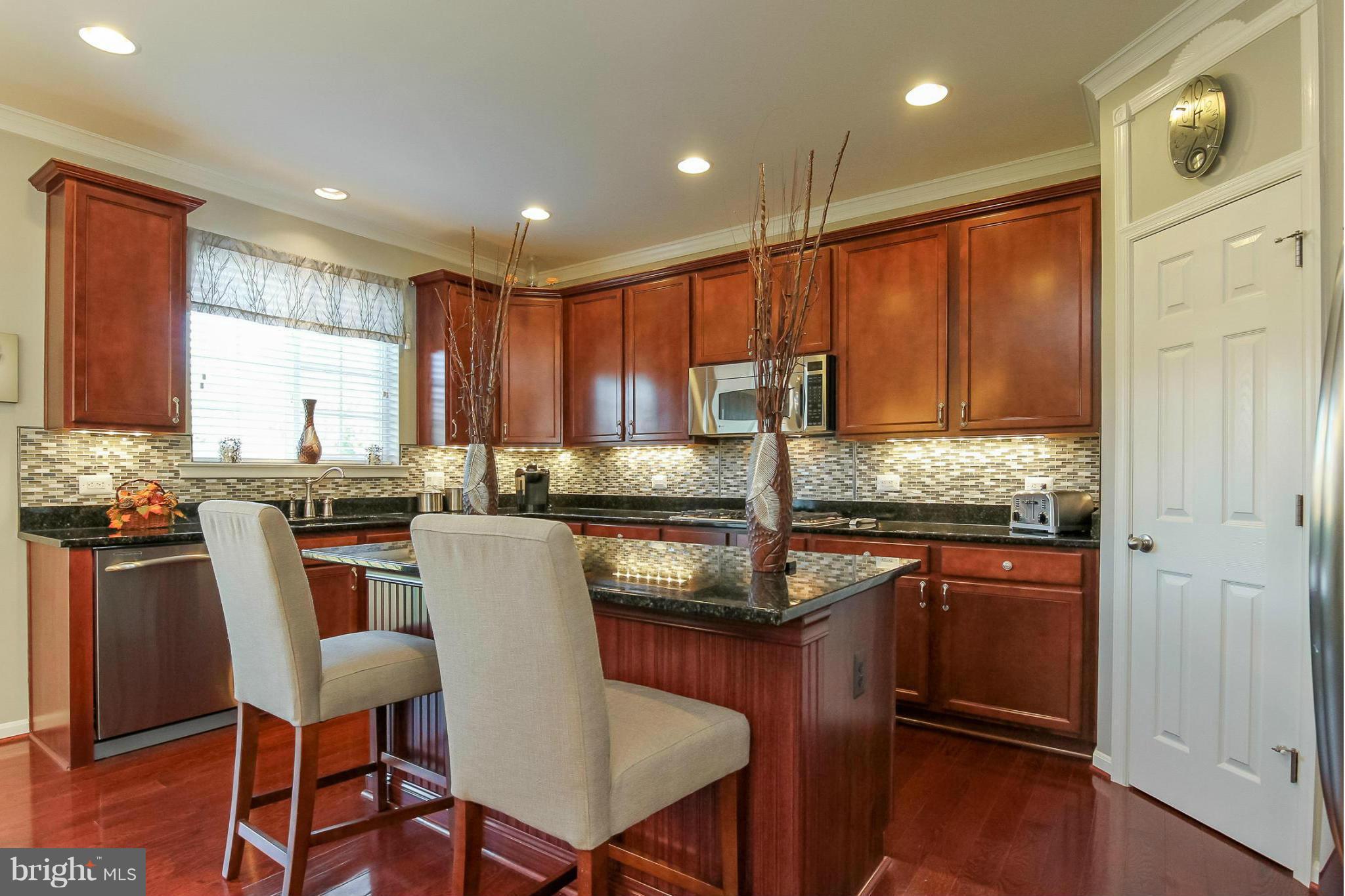 7062 Hi-Rock Ridge Road Warrenton, VA 20187 - Photo 2 of 30 Kitchen