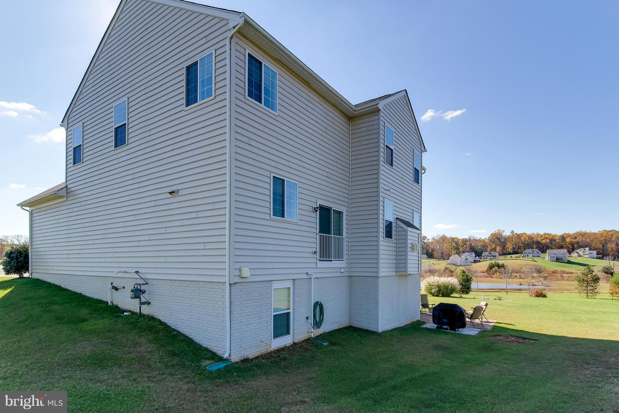 7062 Hi-Rock Ridge Road Warrenton, VA 20187 - Photo 26 of 30 Exterior (Rear)