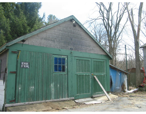 116 Paxton Road Spencer, MA 01562 - Photo 4 of 4 Gallery Image 4
