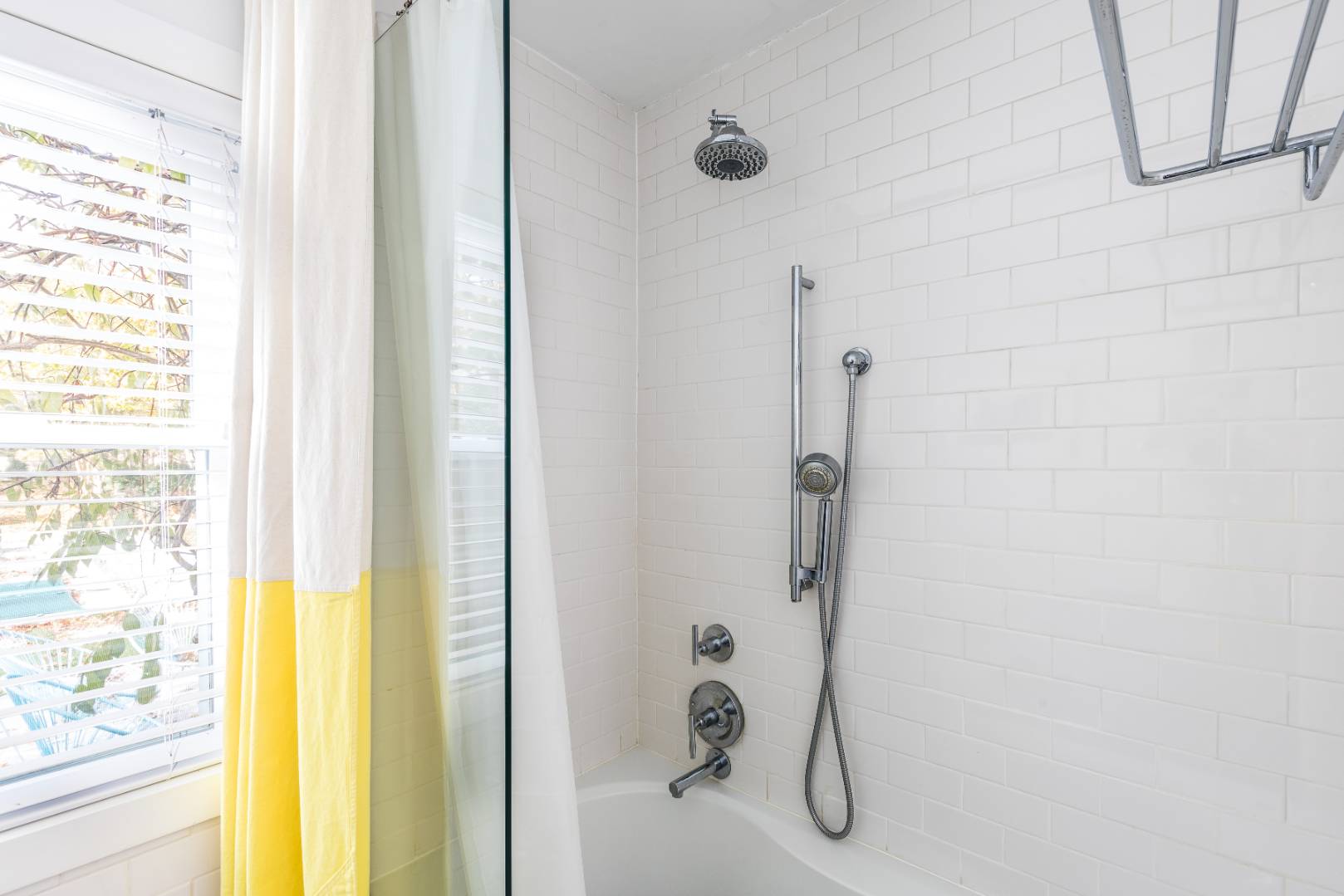 98 Rutland Road East Hampton, NY 11937 - Photo 12 of 16 Gallery Image 12