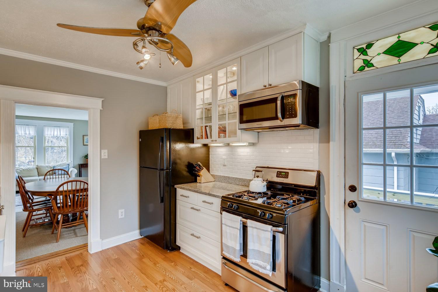 1111 Overbrook Road Baltimore, MD 21239 - Photo 8 of 32 Kitchen W/Exterior Access