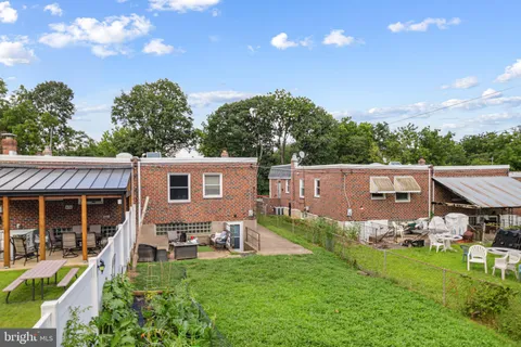 $340,000 | 7018 Henry Avenue, Philadelphia, PA 19128