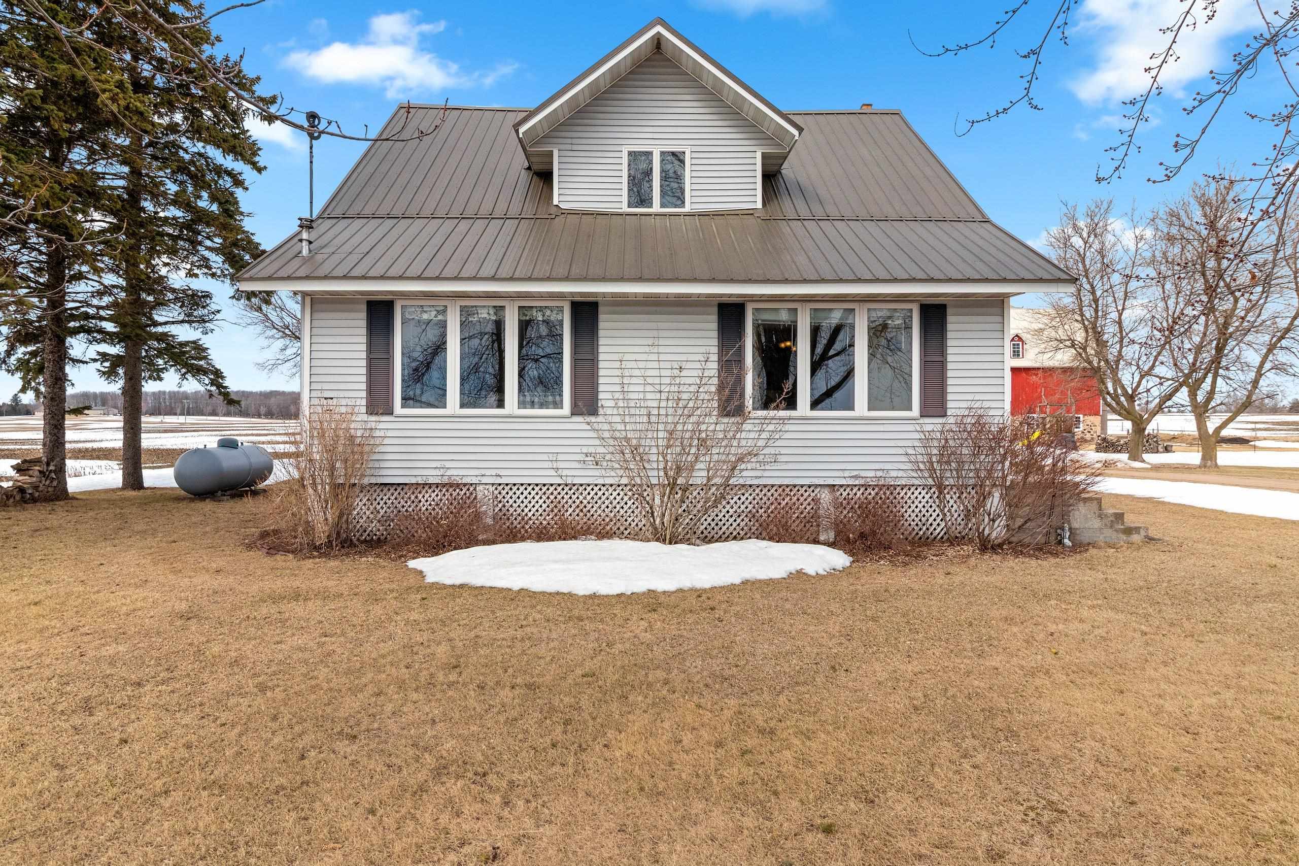 W1654 Holy Hill Road Cecil, WI 54111 - Photo 1 of 64