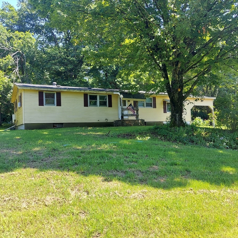 1075 West Brookfield Road New Braintree, MA 01531 - Photo 1 of 42
