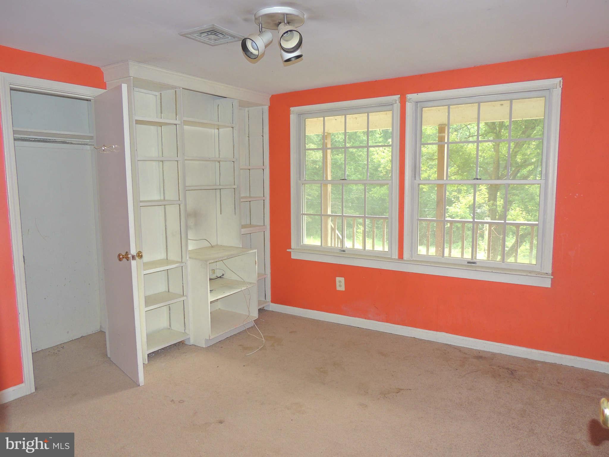 1822 Leeds Manor Road Delaplane, VA 20144 - Photo 14 of 17 Bedroom