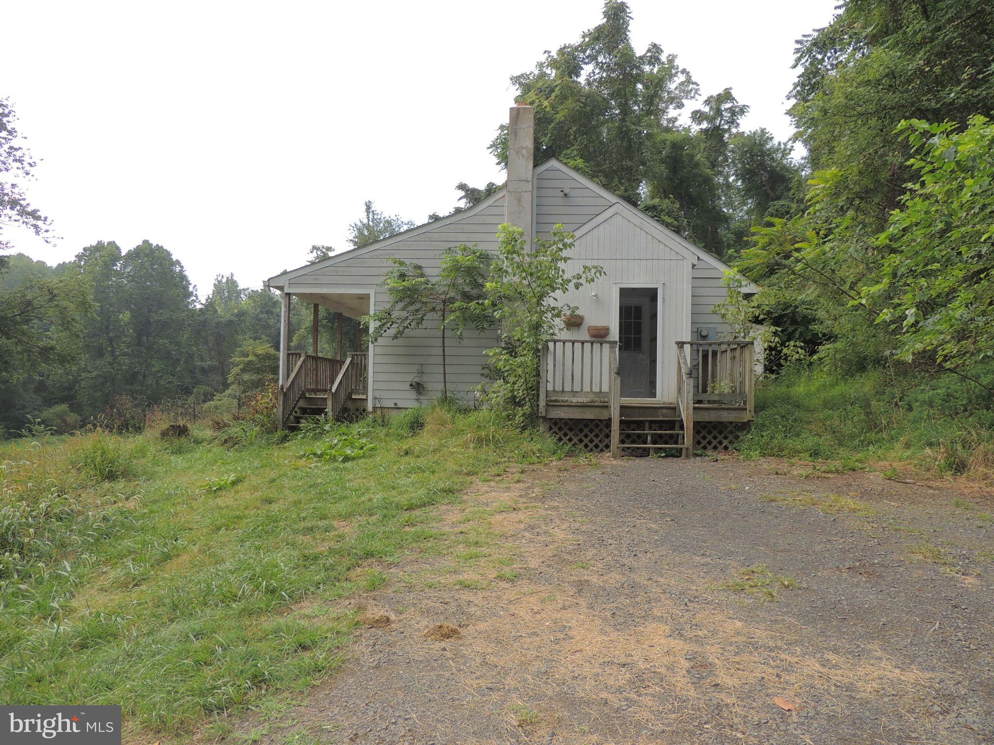 1822 Leeds Manor Road Delaplane, VA 20144 - Photo 5 of 17 Exterior (General)