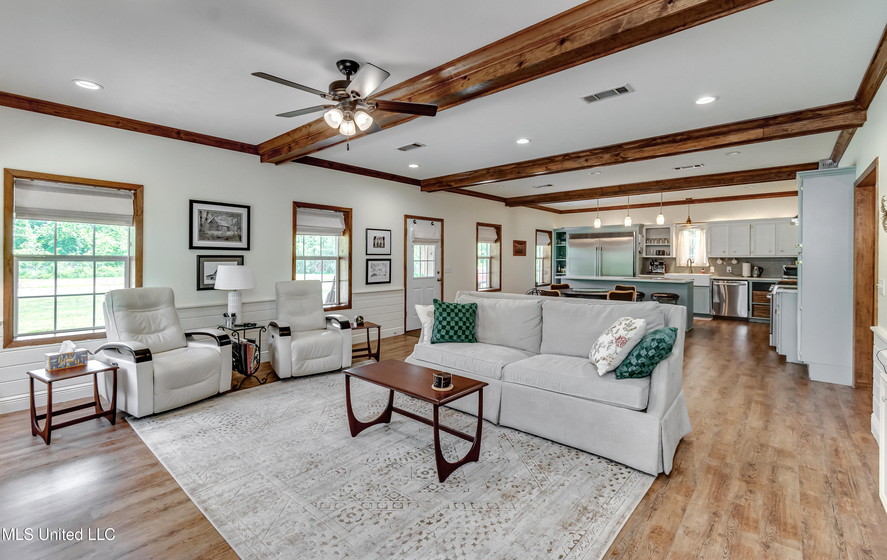 1998 Highway 16 Carthage, MS 39051 - Photo 16 of 40 1998 Ms Hy 16 W-4