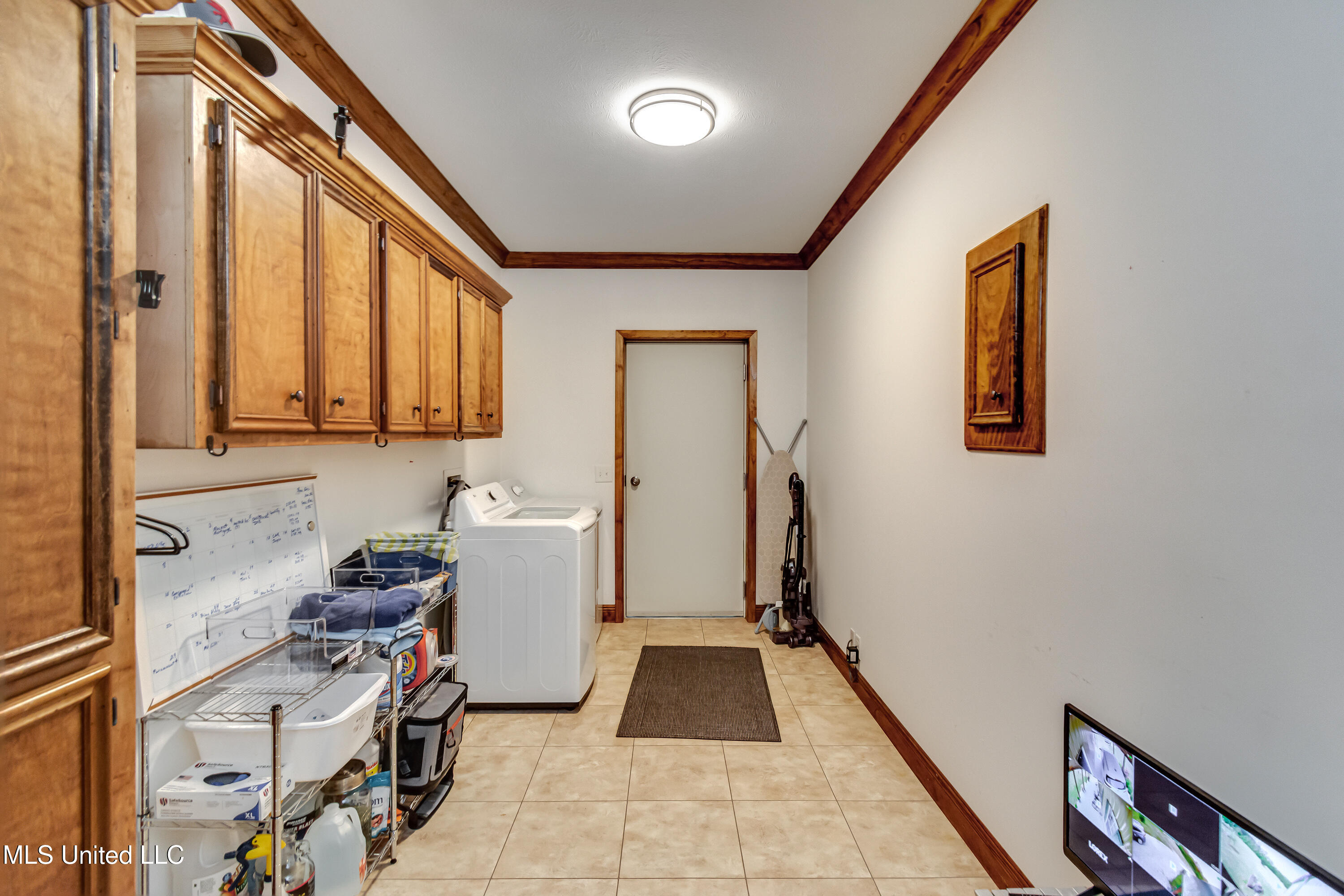 1998 Highway 16 Carthage, MS 39051 - Photo 32 of 40 1998 Ms Hy 16 W-18