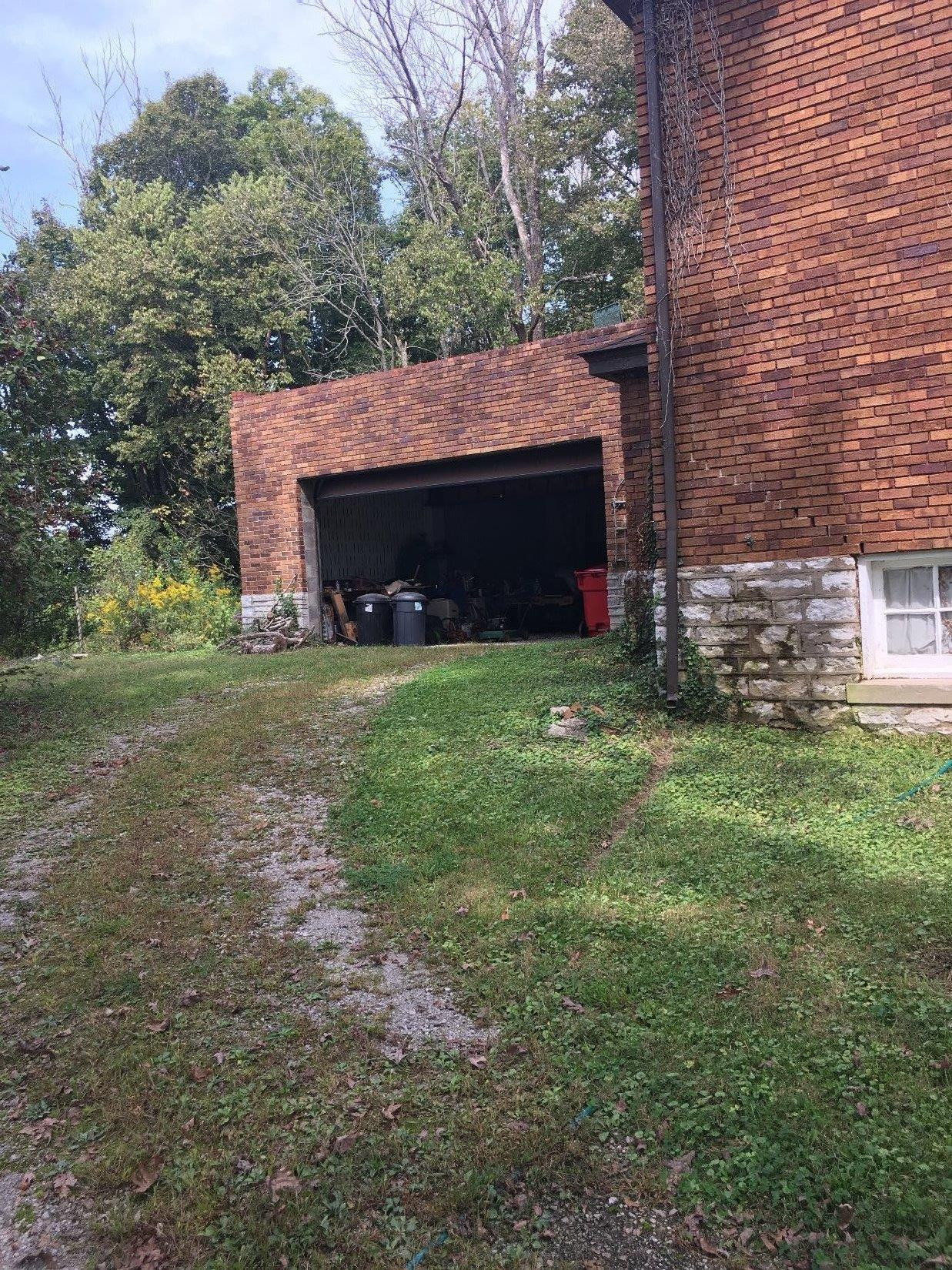 2315 Chrisman Mill Road Nicholasville, KY 40356 - Photo 5 of 23 Detached oversized garage with plenty of