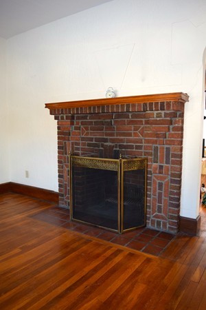19 Courtney Road Boston, MA 02132 - Photo 5 of 15 Gallery Image 5