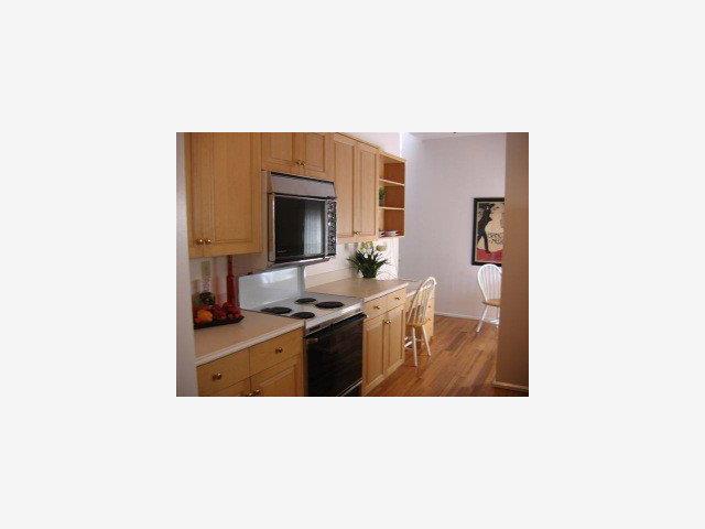 30 Farm Road Los Altos, CA 94024 - Photo 4 of 8 Gallery Image 4