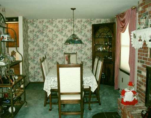 704 Countyline Road New Castle, PA 16101 - Photo 3 of 5 Dining Room.
