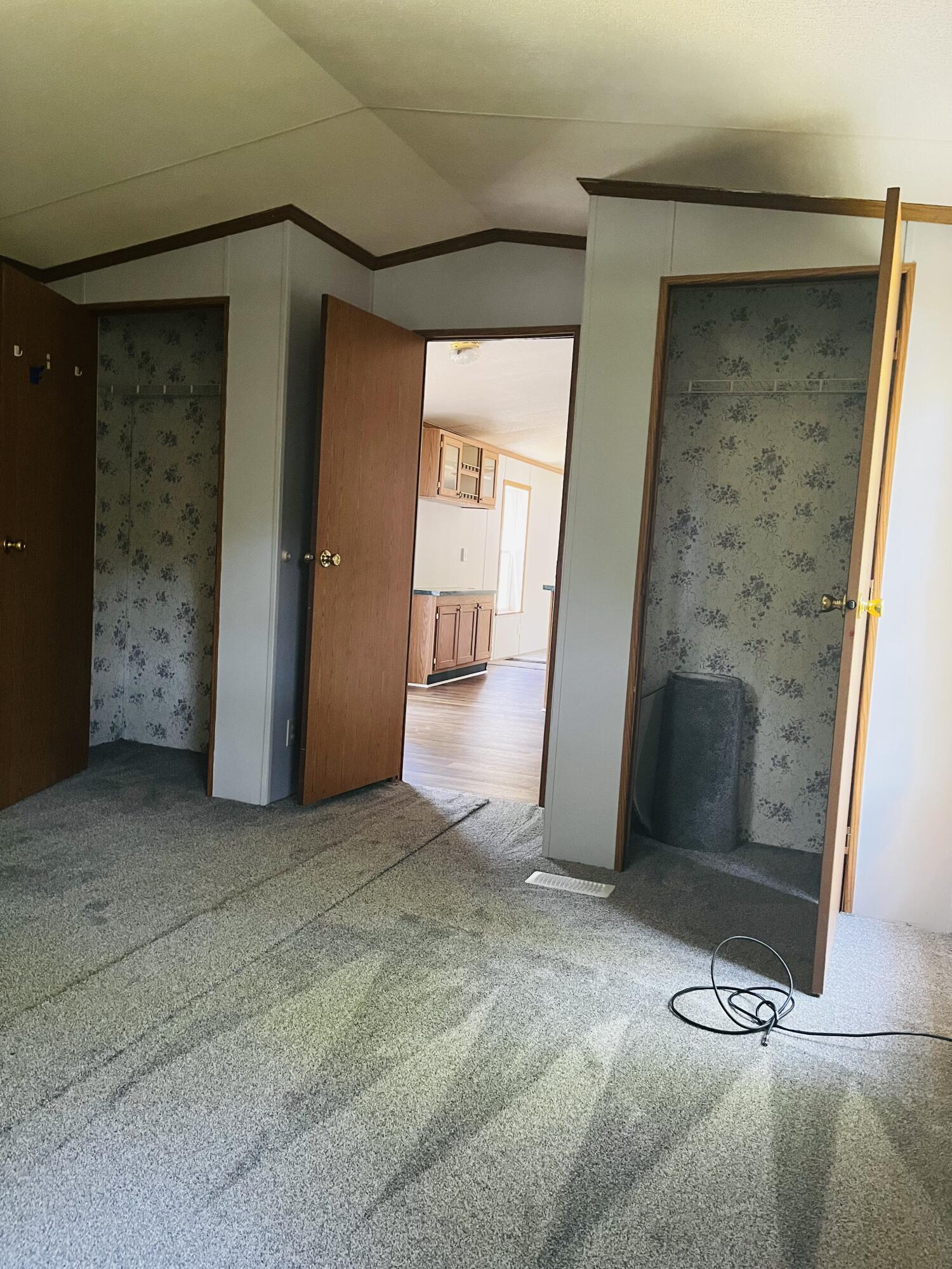 127 Shaker Road, Unit 28 Gray, ME 04039 - Photo 20 of 37 IMG-7113