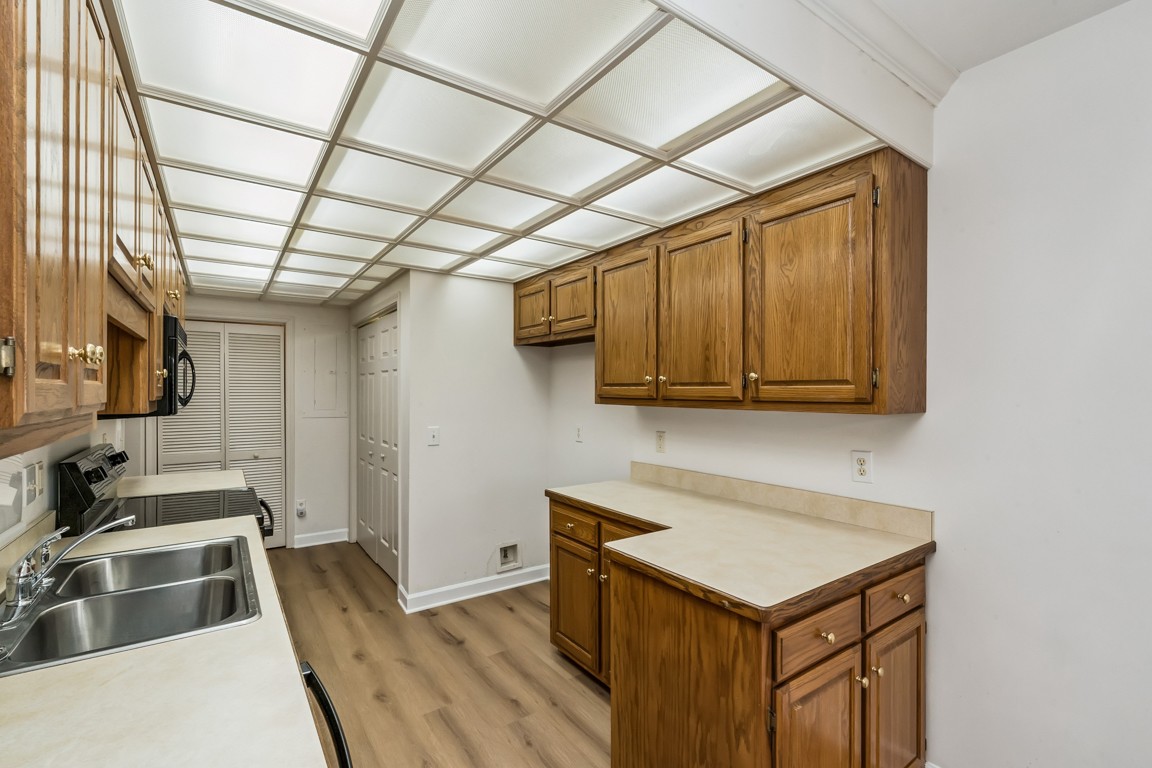 8731 Sawyer Brown Road Nashville, TN 37221 - Photo 7 of 26