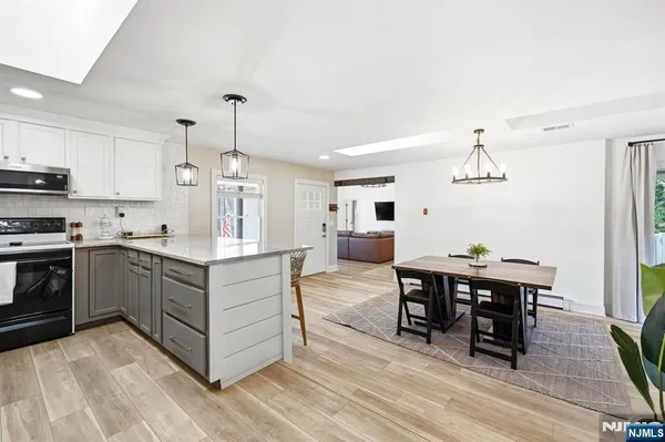 $469,900 | 12 Canfield Street, Stanhope, NJ 07874
