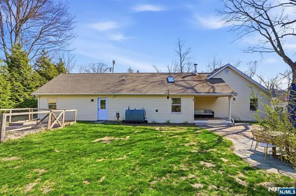 $469,900 | 12 Canfield Street, Stanhope, NJ 07874