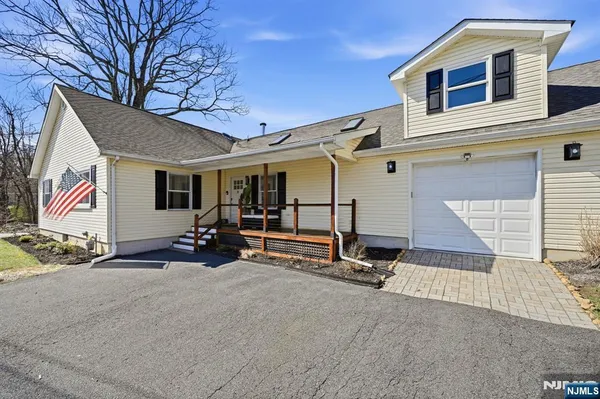 $469,900 | 12 Canfield Street, Stanhope, NJ 07874