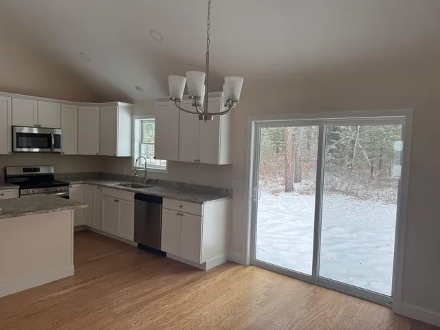 $349,000 | 5 Friedman Lane, Freedom, NH 03836