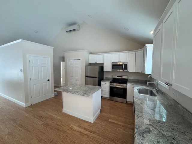 $349,000 | 5 Friedman Lane, Freedom, NH 03836